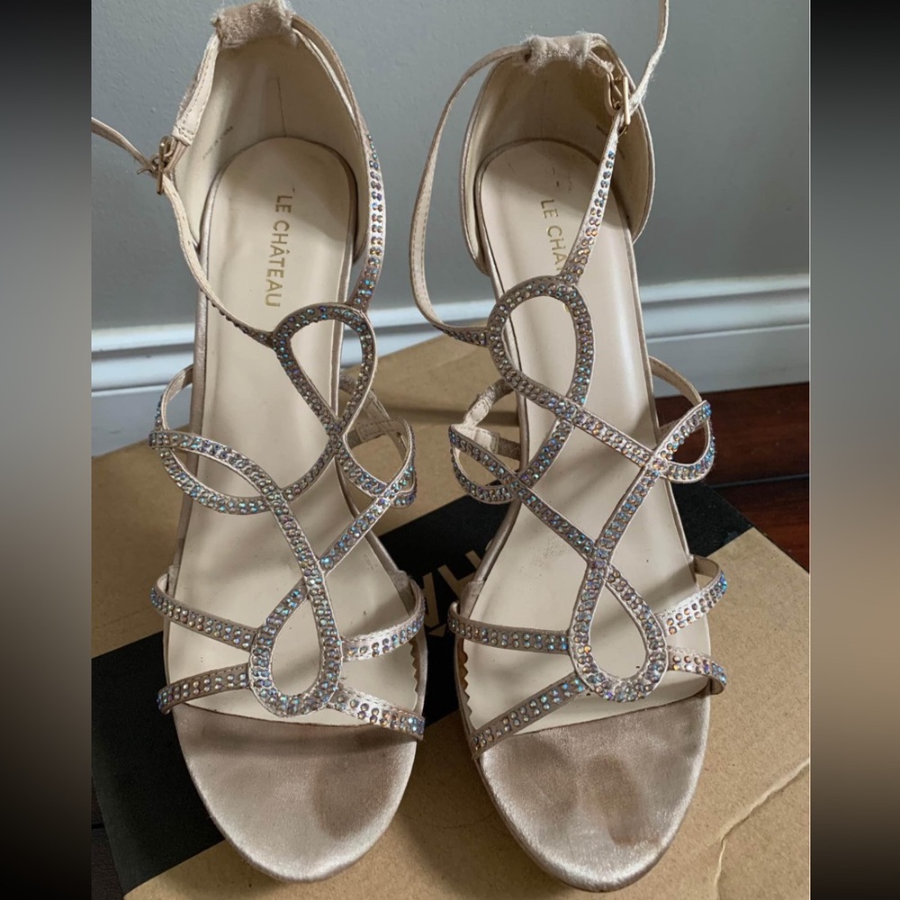 Le Chateau Gold Heels